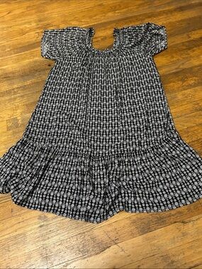 bobeau Black and White Floral Tiered Dress
